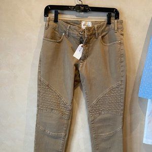 *NWT* My Pant's Zip Leg Jeans in Ocre (XS)